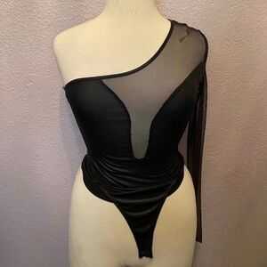 2B bebe bodysuit